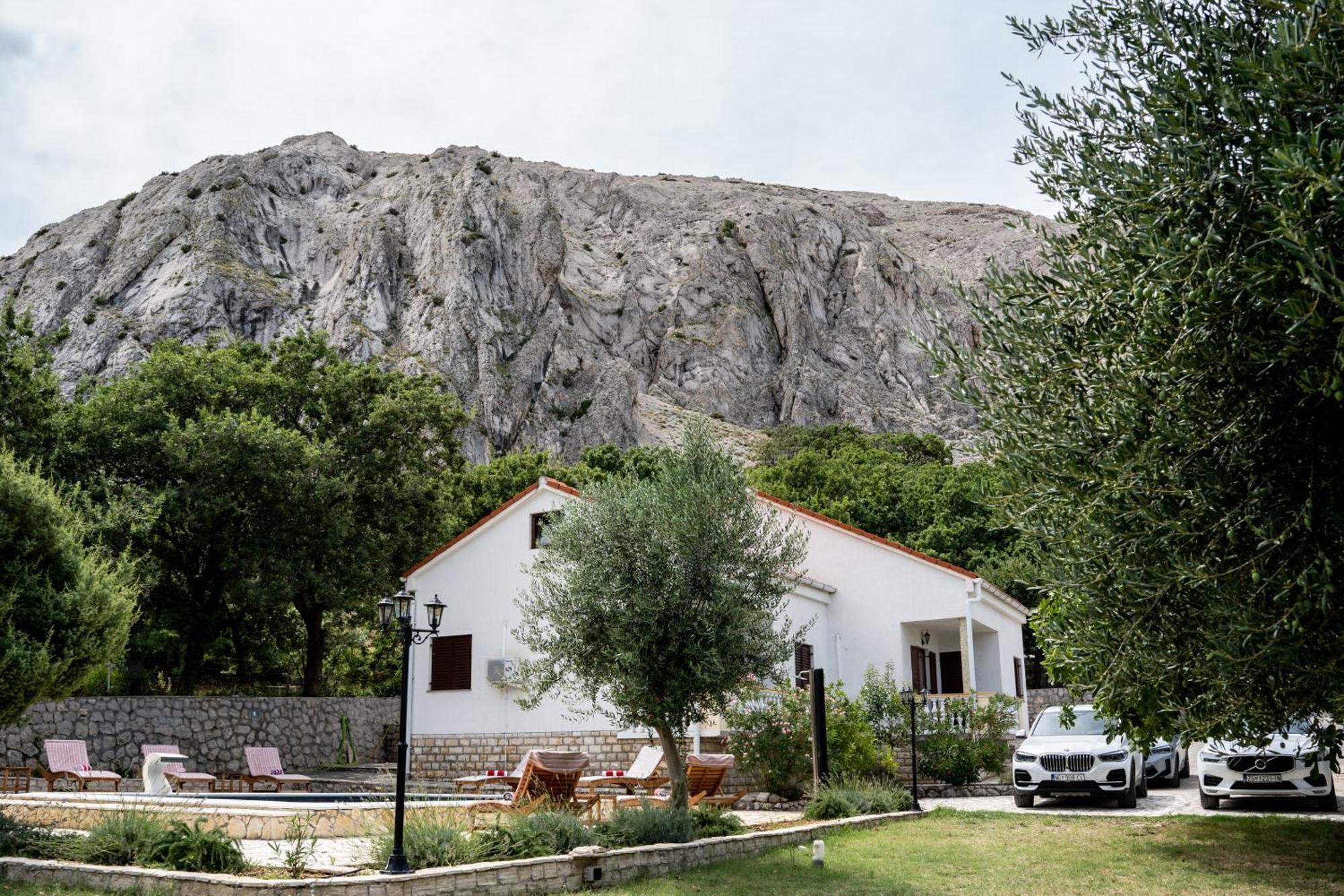 Villa Pag Dubrava Relax With Pool Bosana 외부 사진