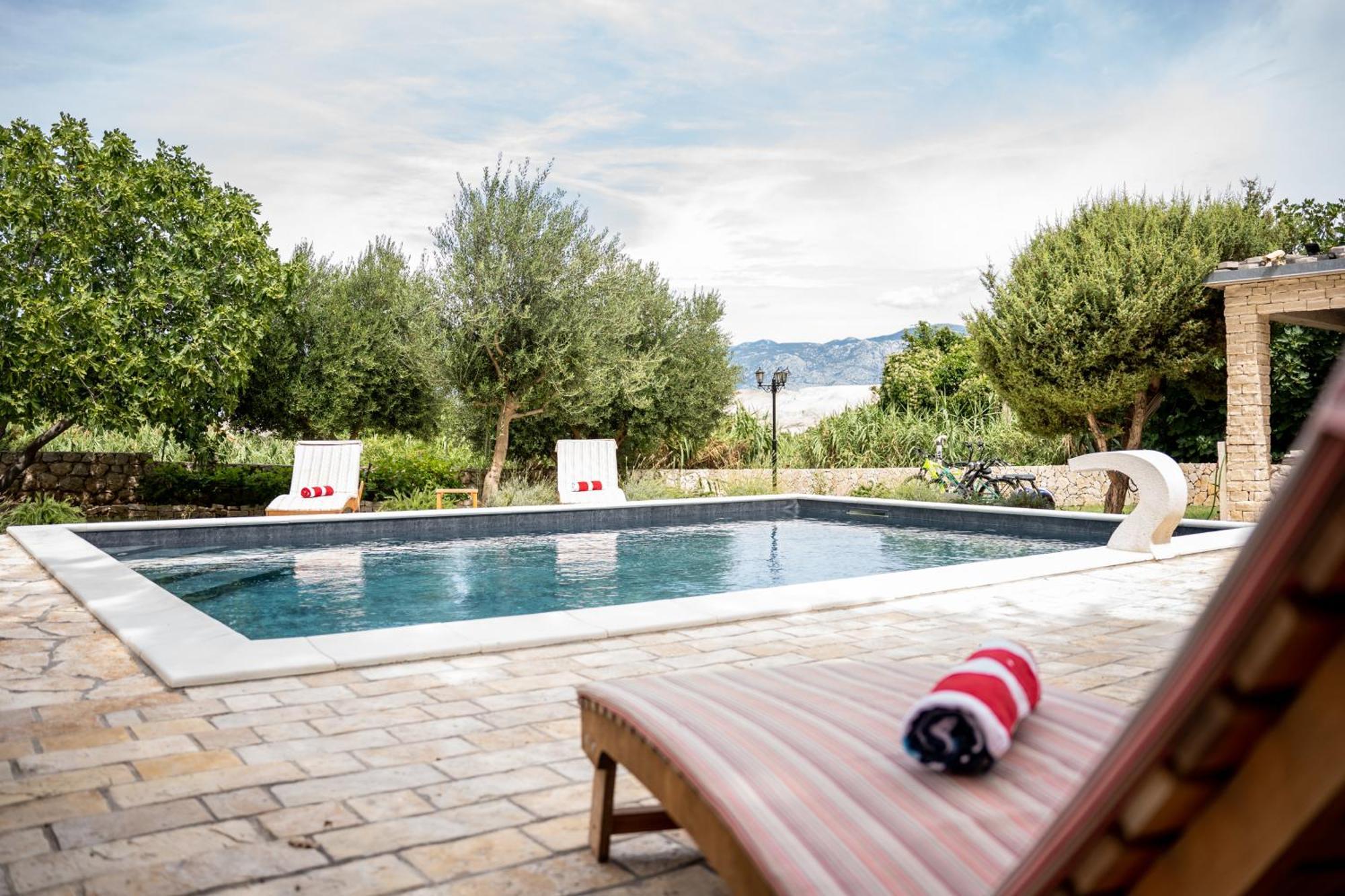 Villa Pag Dubrava Relax With Pool Bosana 외부 사진